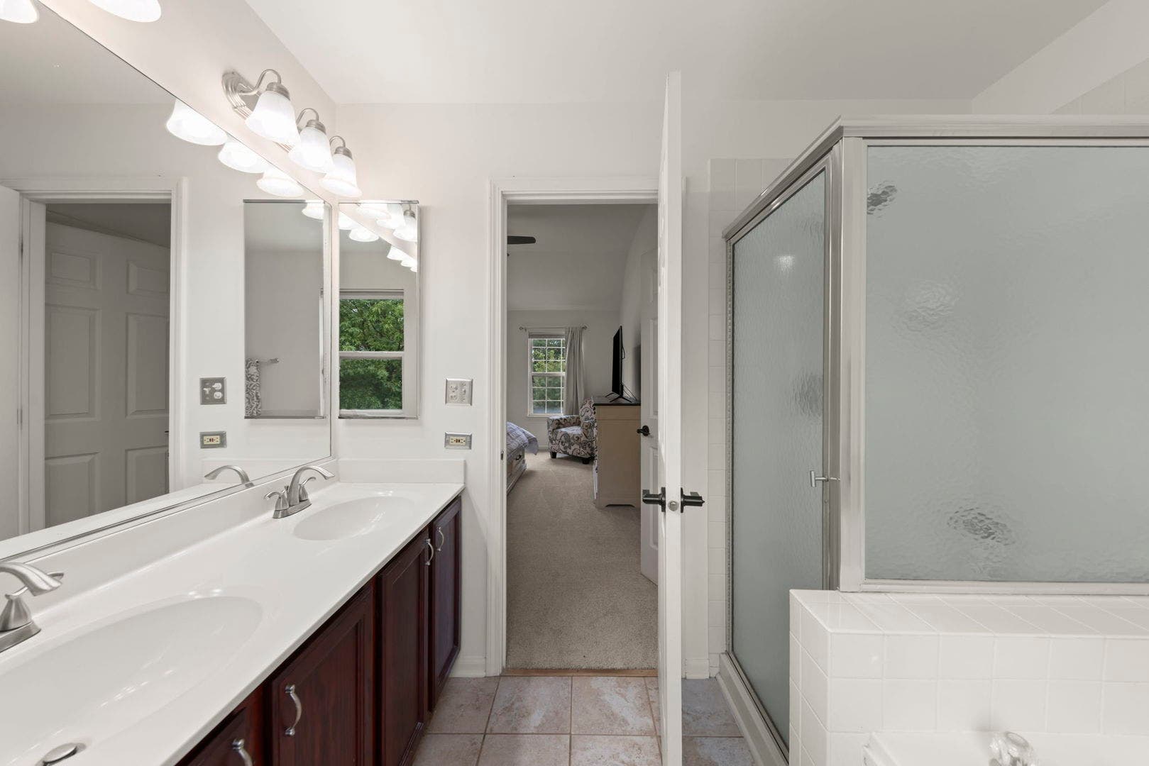 71 Cold Spring Court, Aurora, IL 60506 71 Cold Spring Court, Aurora, IL 60506