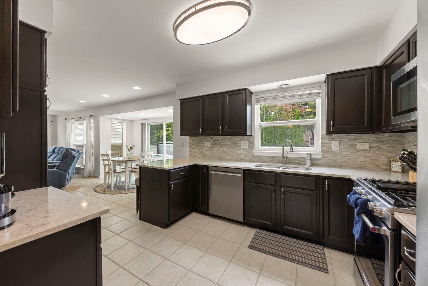 71 Cold Spring Court, Aurora, IL 60506 71 Cold Spring Court, Aurora, IL 60506