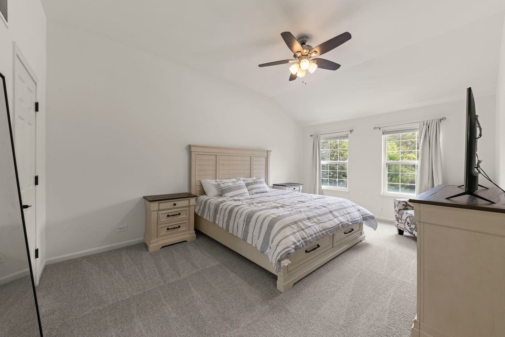 71 Cold Spring Court, Aurora, IL 60506 71 Cold Spring Court, Aurora, IL 60506