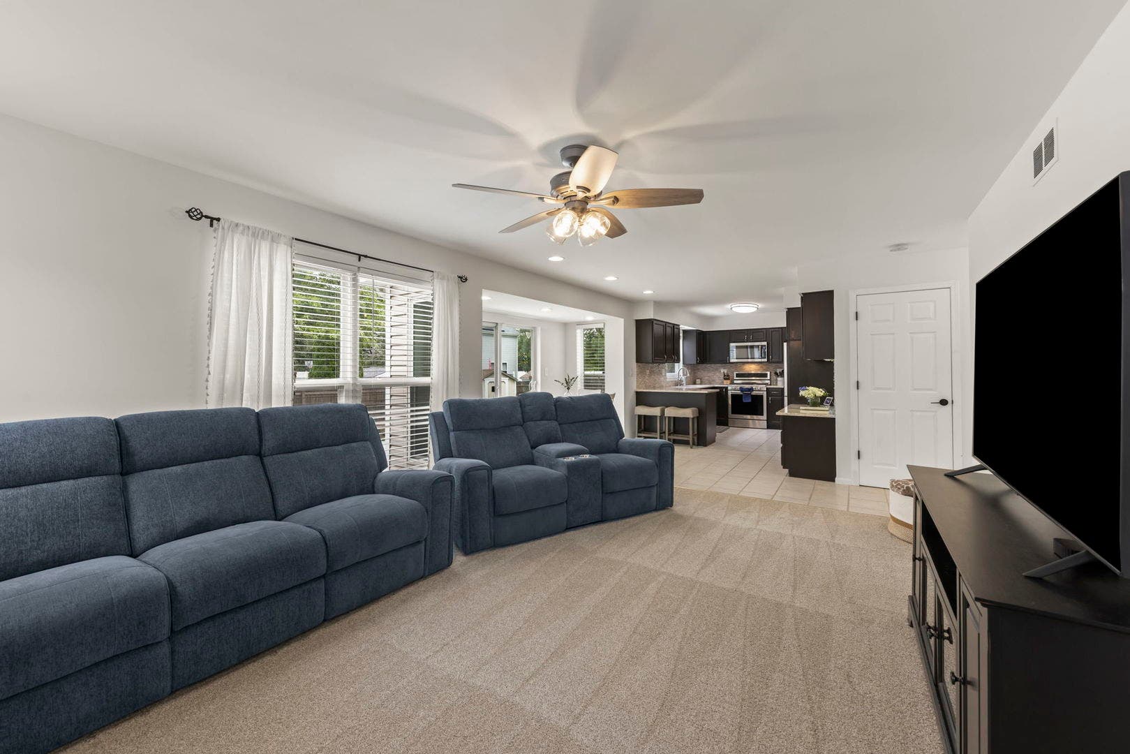 71 Cold Spring Court, Aurora, IL 60506 71 Cold Spring Court, Aurora, IL 60506