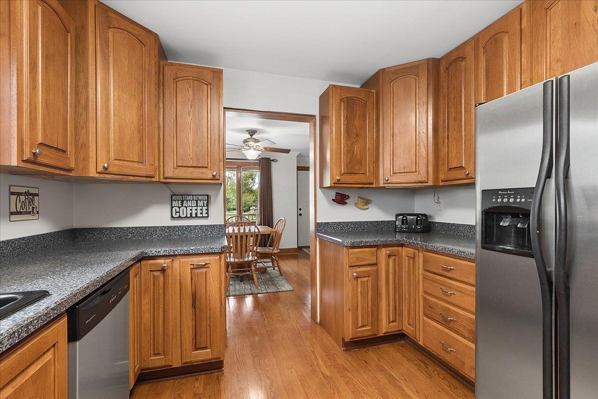 17627 S 65th Avenue, Tinley Park, IL 60477 17627 S 65th Avenue, Tinley Park, IL 60477