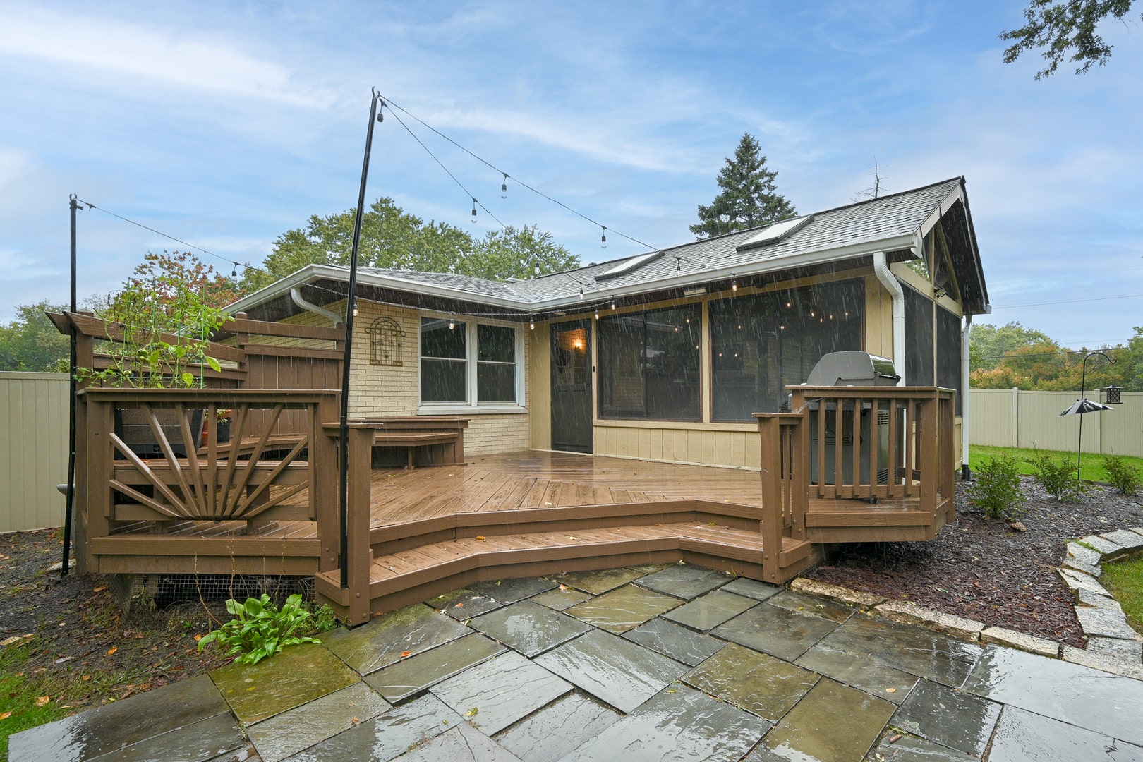 9S125 Florence Avenue, Downers Grove, IL 60516 9S125 Florence Avenue, Downers Grove, IL 60516