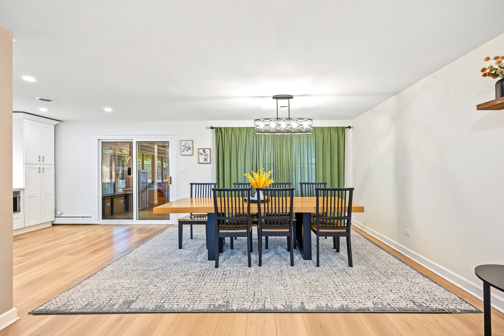 9S125 Florence Avenue, Downers Grove, IL 60516 9S125 Florence Avenue, Downers Grove, IL 60516