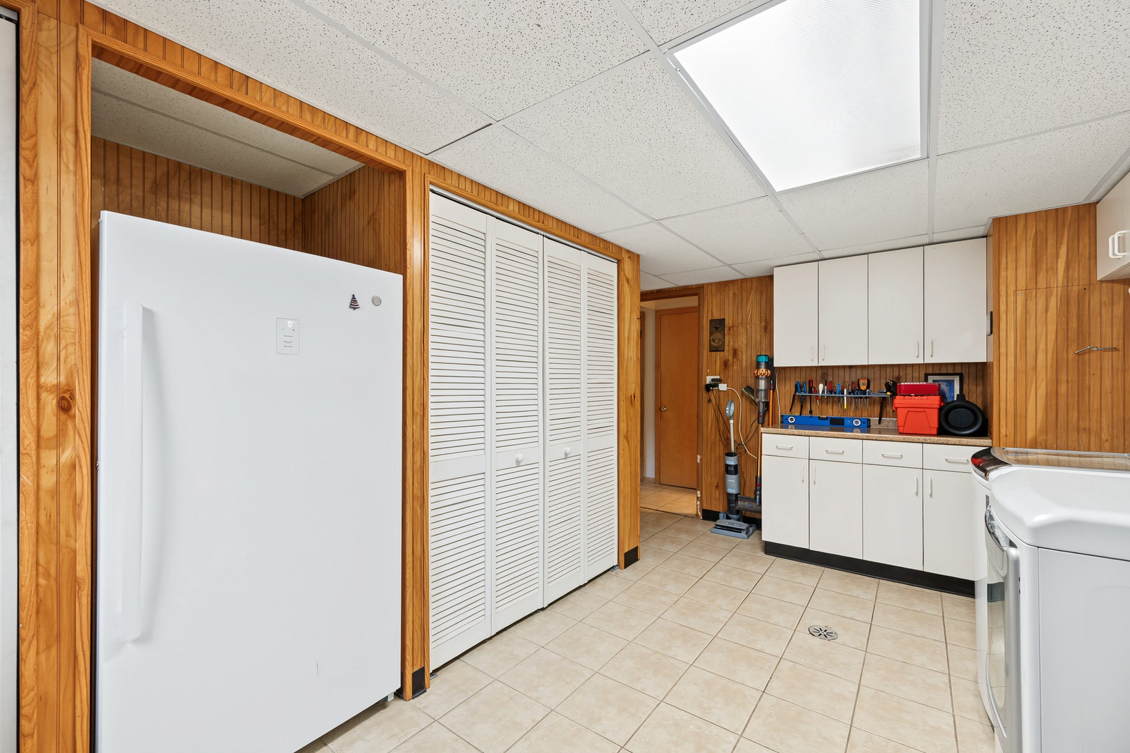9S125 Florence Avenue, Downers Grove, IL 60516 9S125 Florence Avenue, Downers Grove, IL 60516