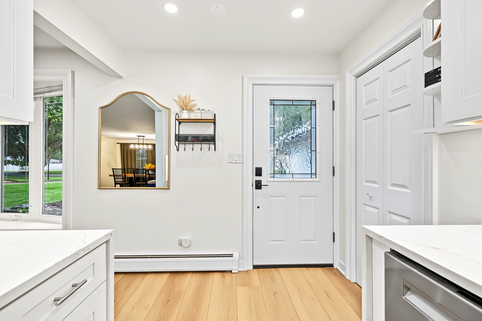 9S125 Florence Avenue, Downers Grove, IL 60516 9S125 Florence Avenue, Downers Grove, IL 60516