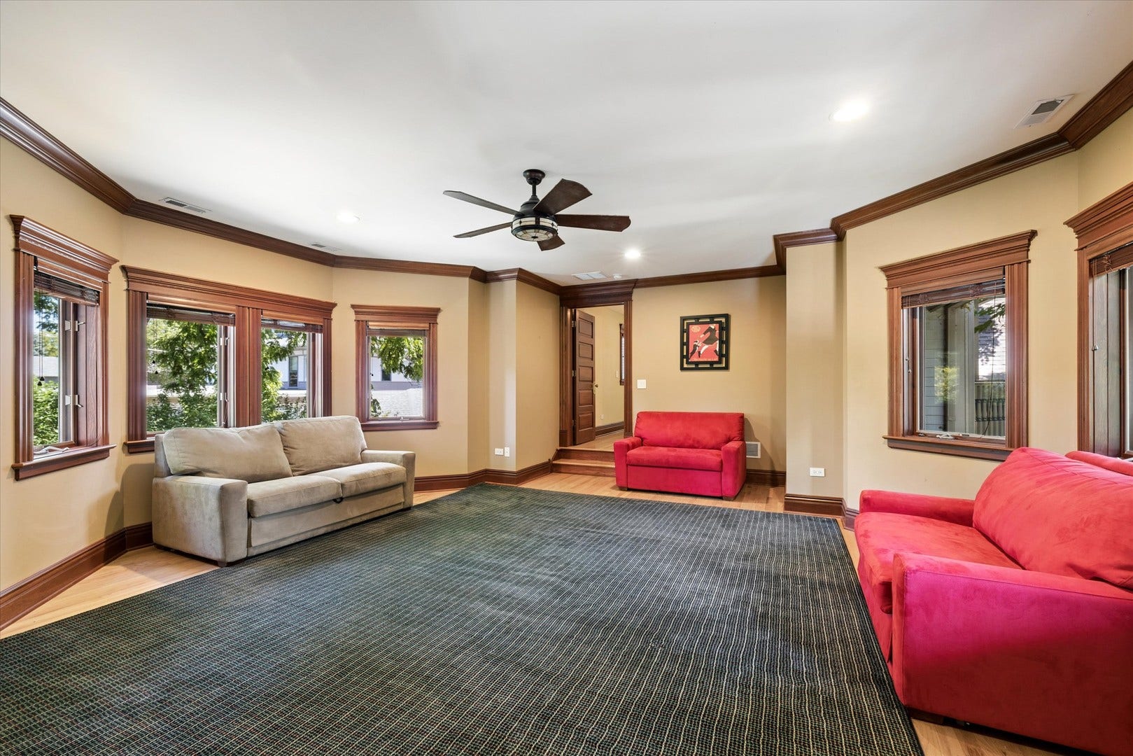 636 N Dunton Avenue, Arlington Heights, IL 60004 636 N Dunton Avenue, Arlington Heights, IL 60004