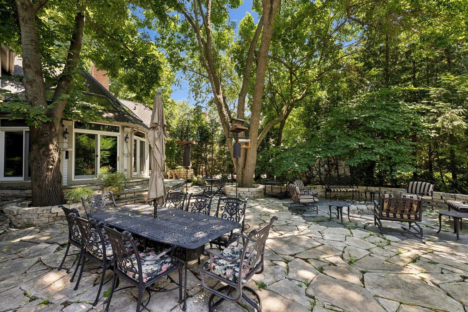 636 N Dunton Avenue, Arlington Heights, IL 60004 636 N Dunton Avenue, Arlington Heights, IL 60004