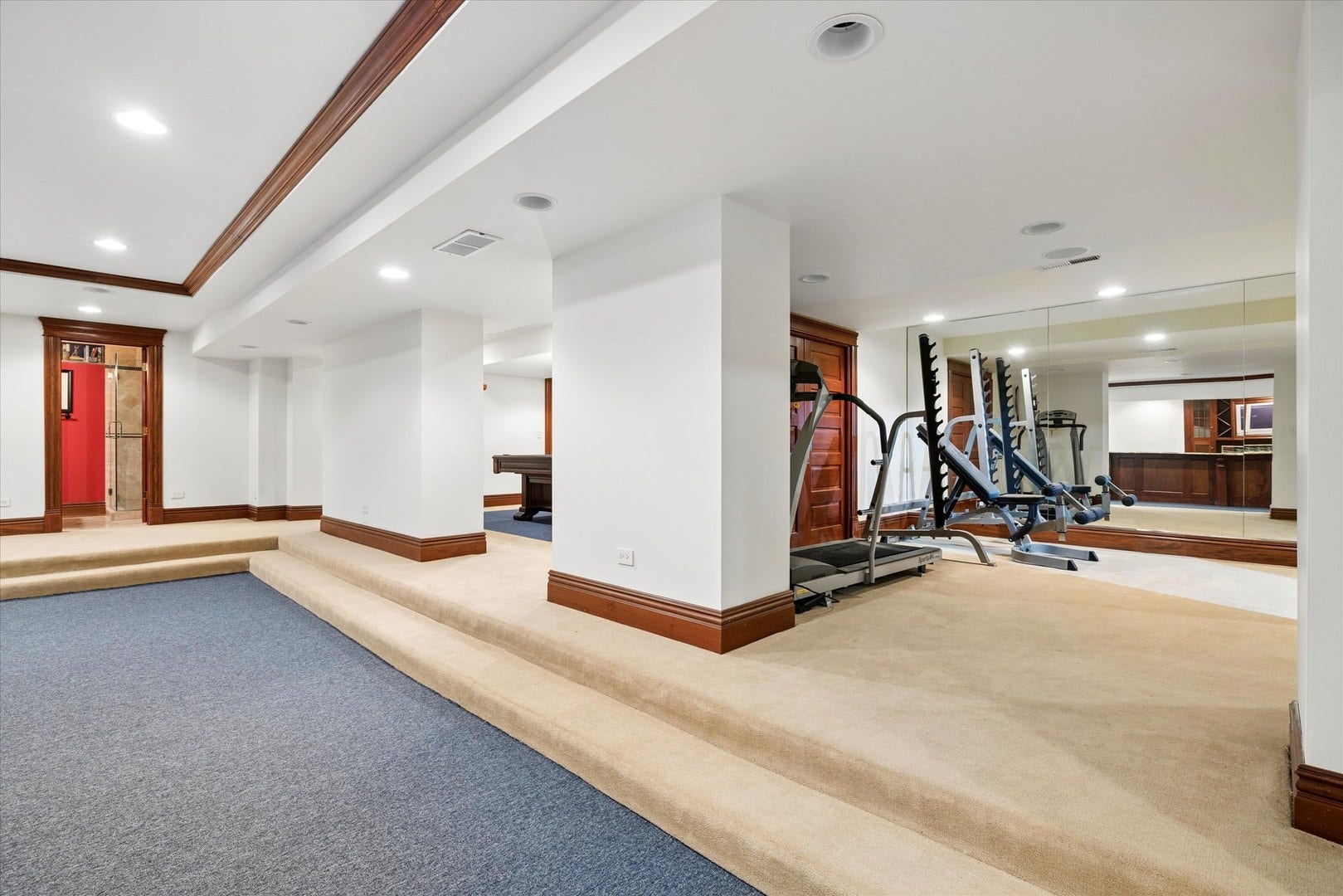 636 N Dunton Avenue, Arlington Heights, IL 60004 636 N Dunton Avenue, Arlington Heights, IL 60004