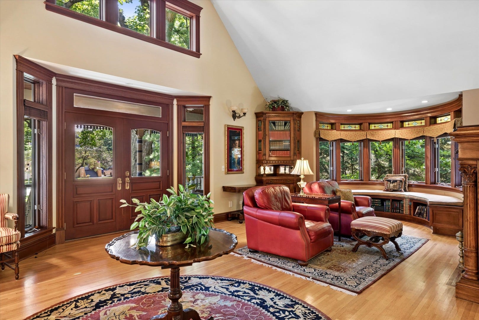 636 N Dunton Avenue, Arlington Heights, IL 60004 636 N Dunton Avenue, Arlington Heights, IL 60004