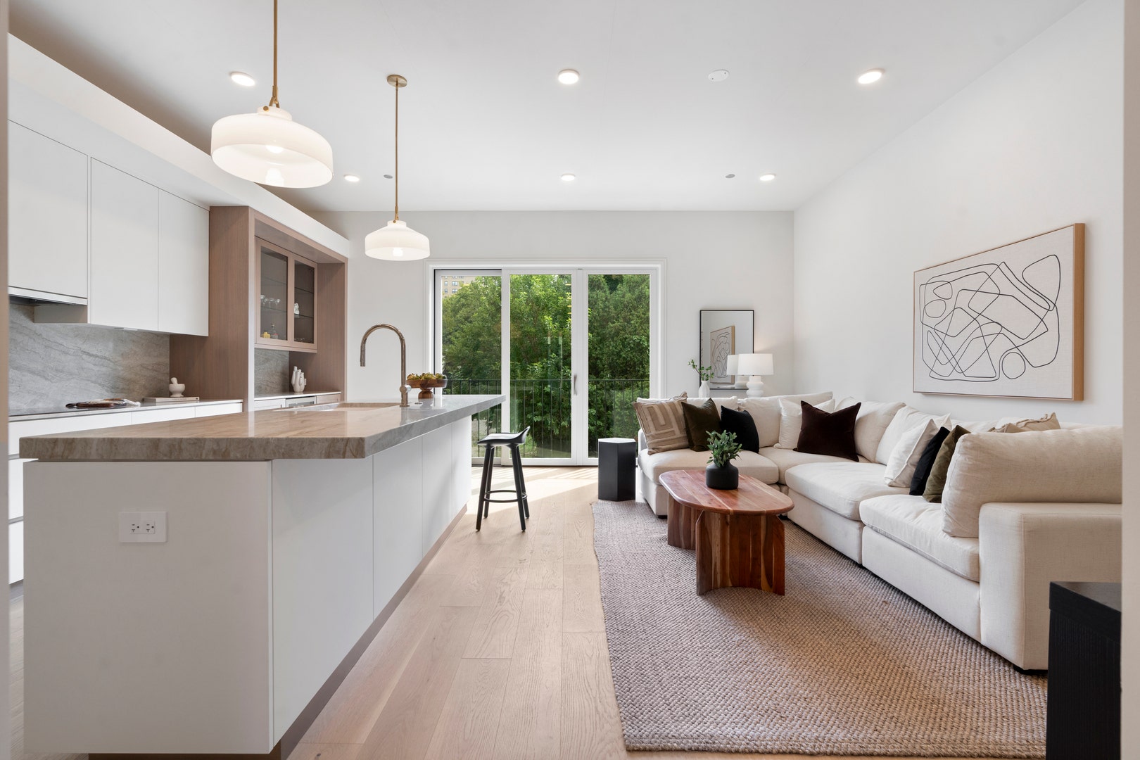 2333 N Cambridge Avenue, #E, Chicago, IL 60614