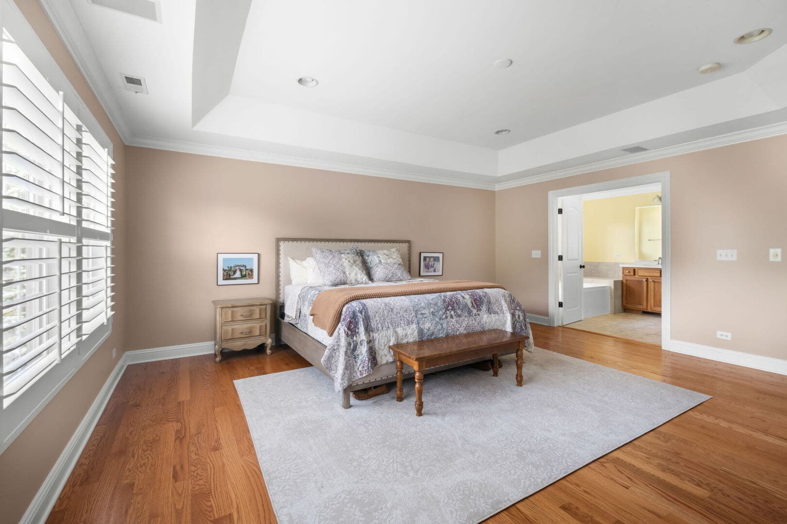 308 Comstock Drive, Elgin, IL 60124 308 Comstock Drive, Elgin, IL 60124