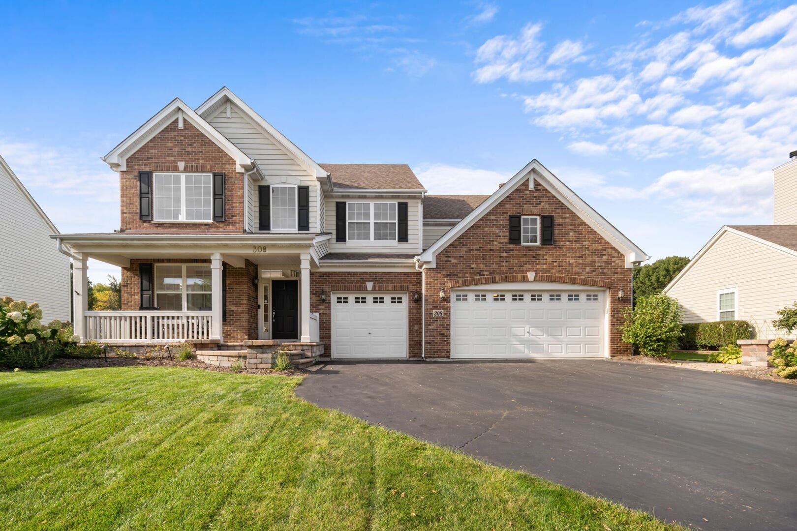 308 Comstock Drive, Elgin, IL 60124 308 Comstock Drive, Elgin, IL 60124