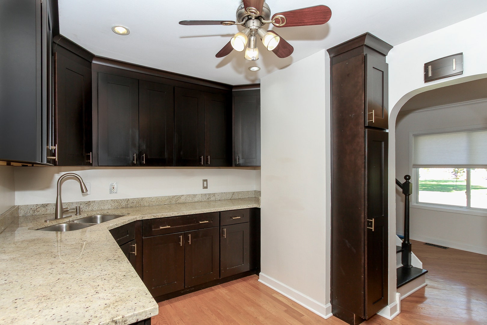 225 Indianapolis Avenue, Downers Grove, IL 60515 225 Indianapolis Avenue, Downers Grove, IL 60515
