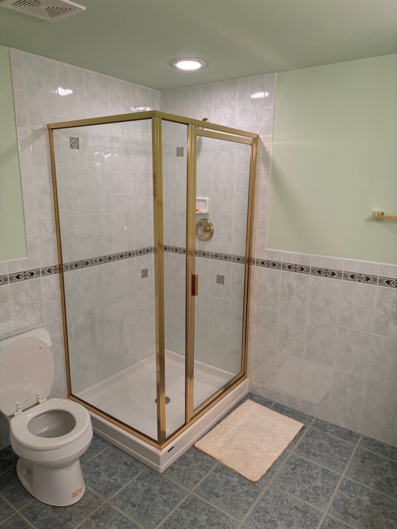 8821 Bluebird Drive, Tinley Park, IL 60487 8821 Bluebird Drive, Tinley Park, IL 60487