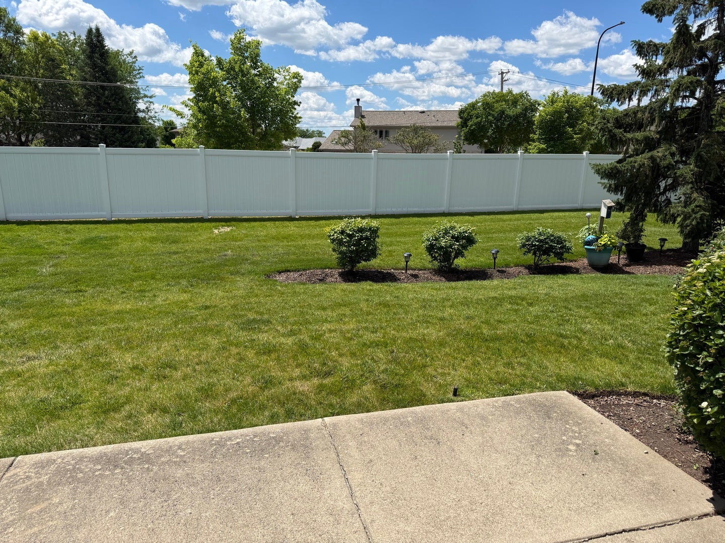8821 Bluebird Drive, Tinley Park, IL 60487 8821 Bluebird Drive, Tinley Park, IL 60487