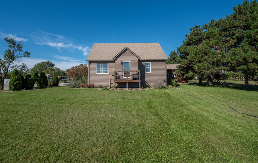Property photo for 19654 Burnham Avenue, Lynwood, IL
