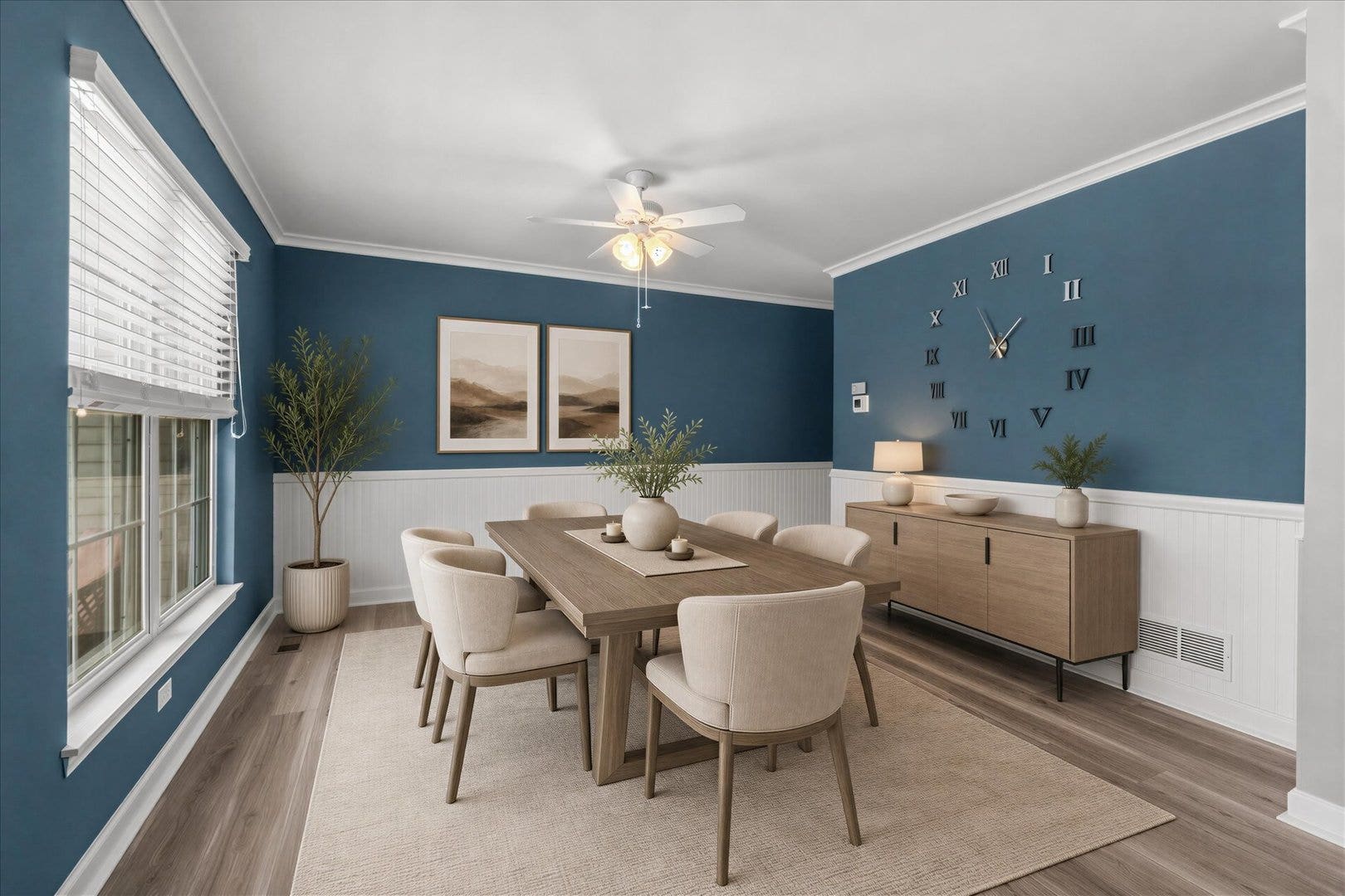 52 Blackberry Trail, Aurora, IL 60506 Dining Room Virtually Staged