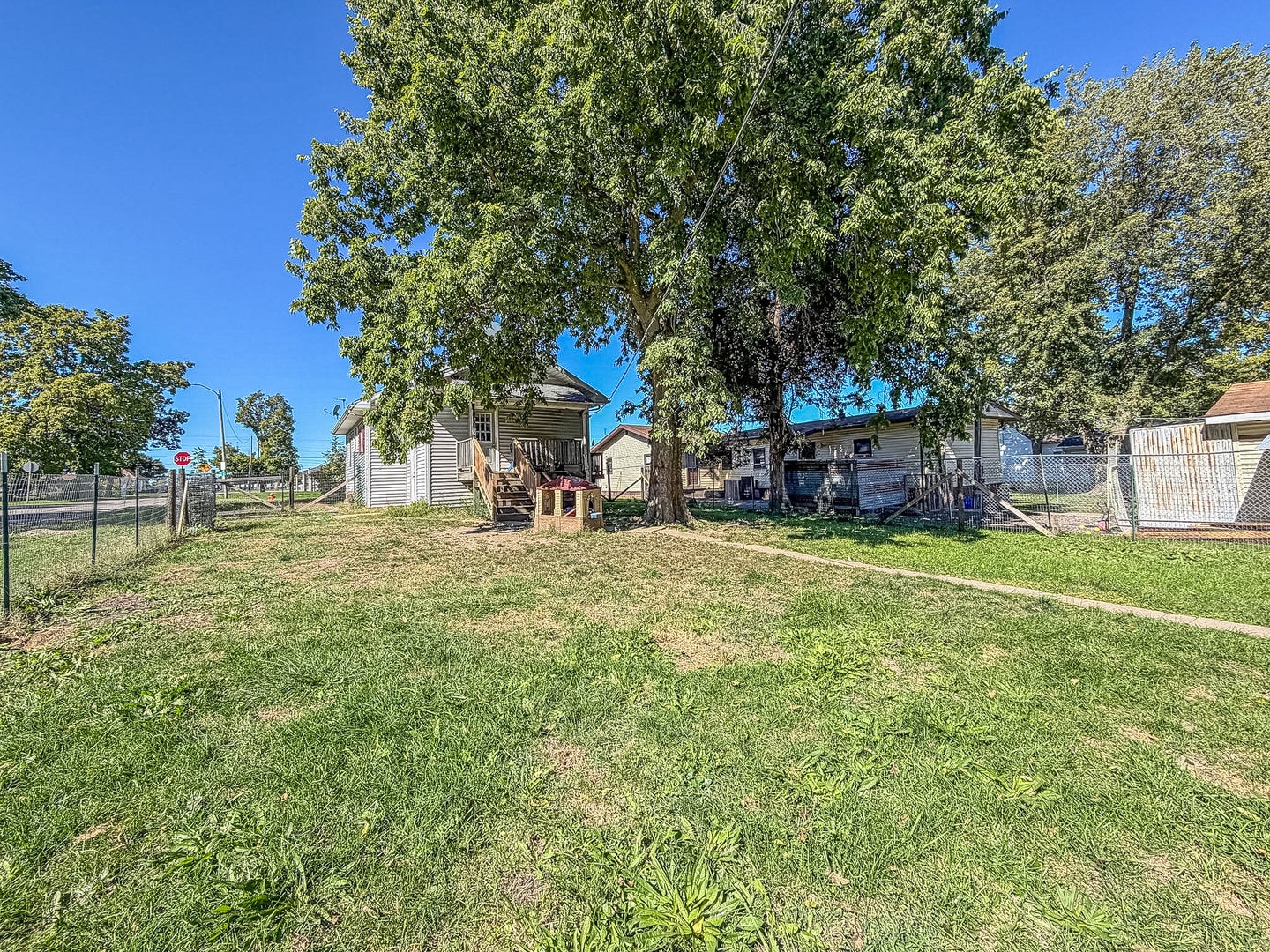 411 S Spruce Street, Villa Grove, IL 61956