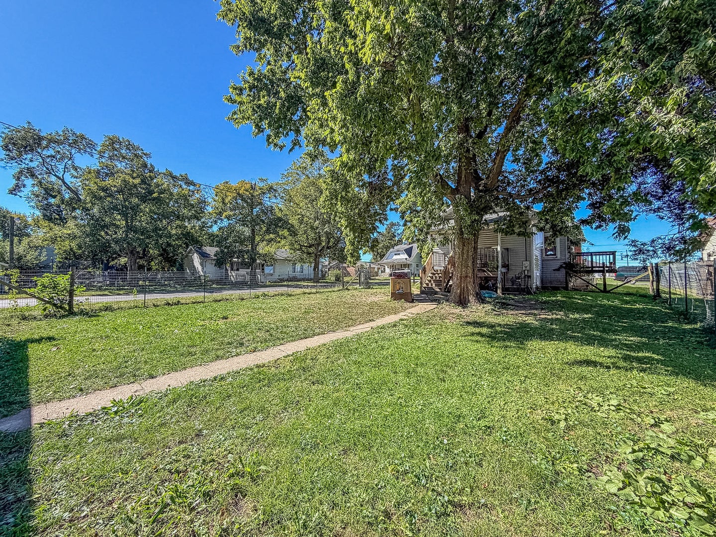 411 S Spruce Street, Villa Grove, IL 61956