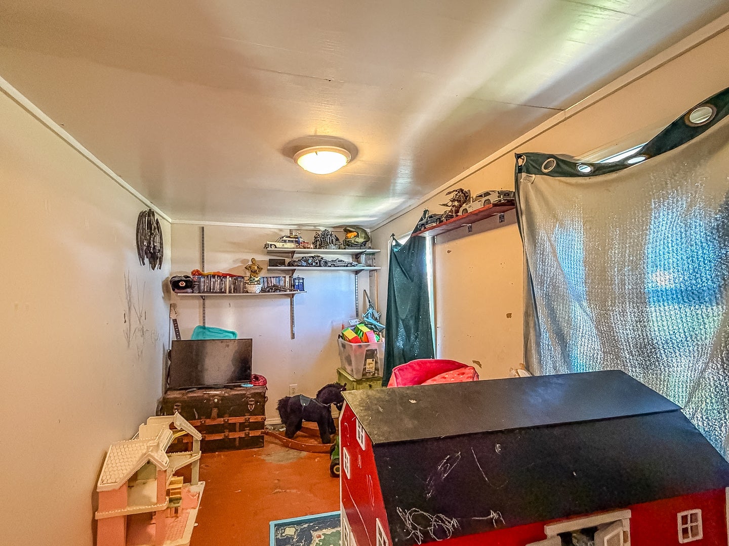 411 S Spruce Street, Villa Grove, IL 61956