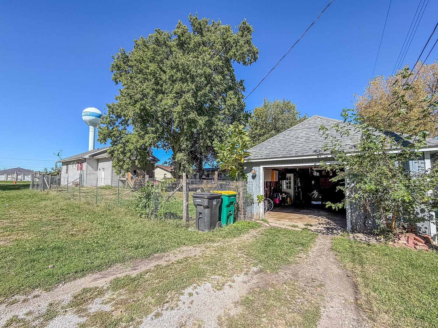 411 S Spruce Street, Villa Grove, IL 61956