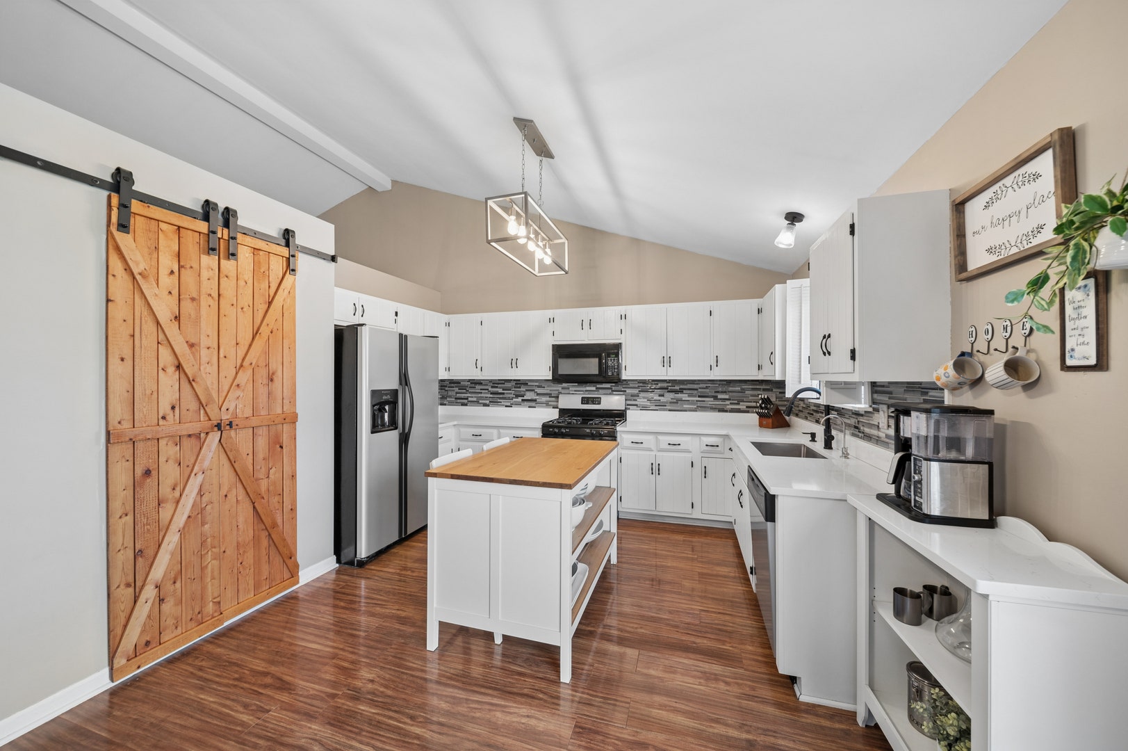 1313 Gilray Drive, Joliet, IL 60431 1313 Gilray Drive, Joliet, IL 60431