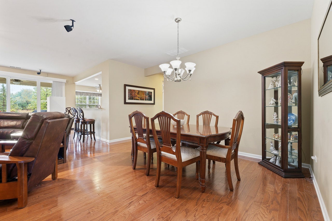609 Tuscan View, Elgin, IL 60124 609 Tuscan View, Elgin, IL 60124