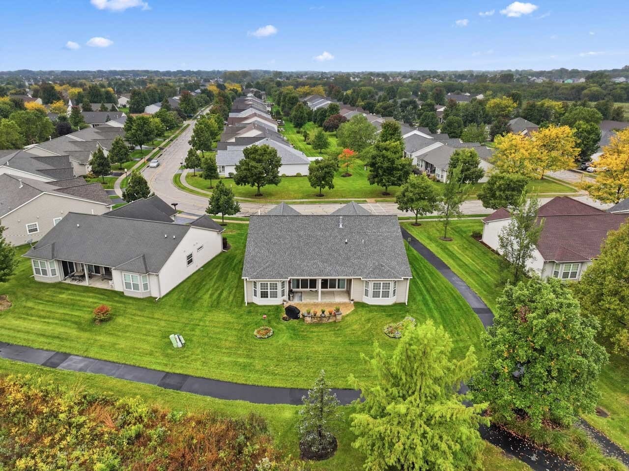 609 Tuscan View, Elgin, IL 60124 609 Tuscan View, Elgin, IL 60124