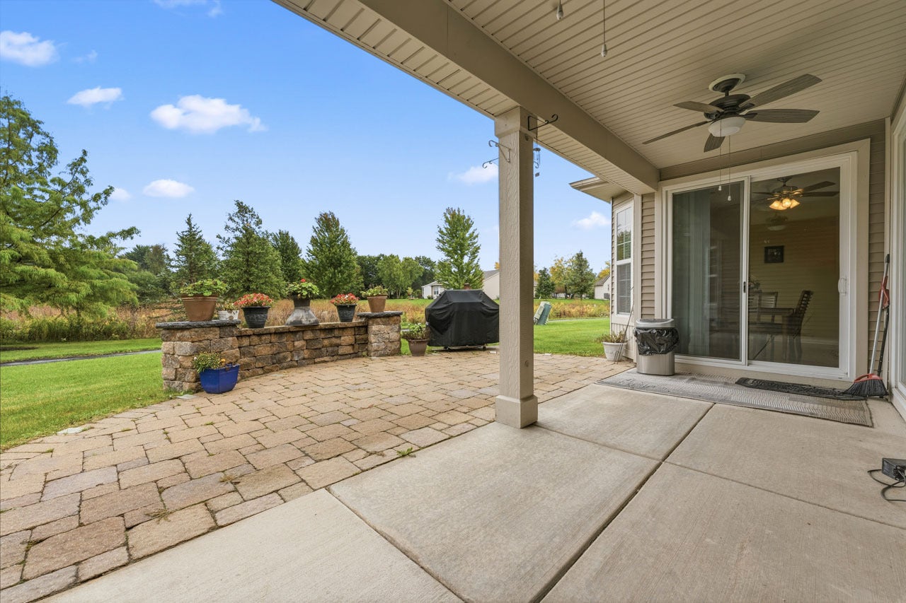 609 Tuscan View, Elgin, IL 60124 609 Tuscan View, Elgin, IL 60124