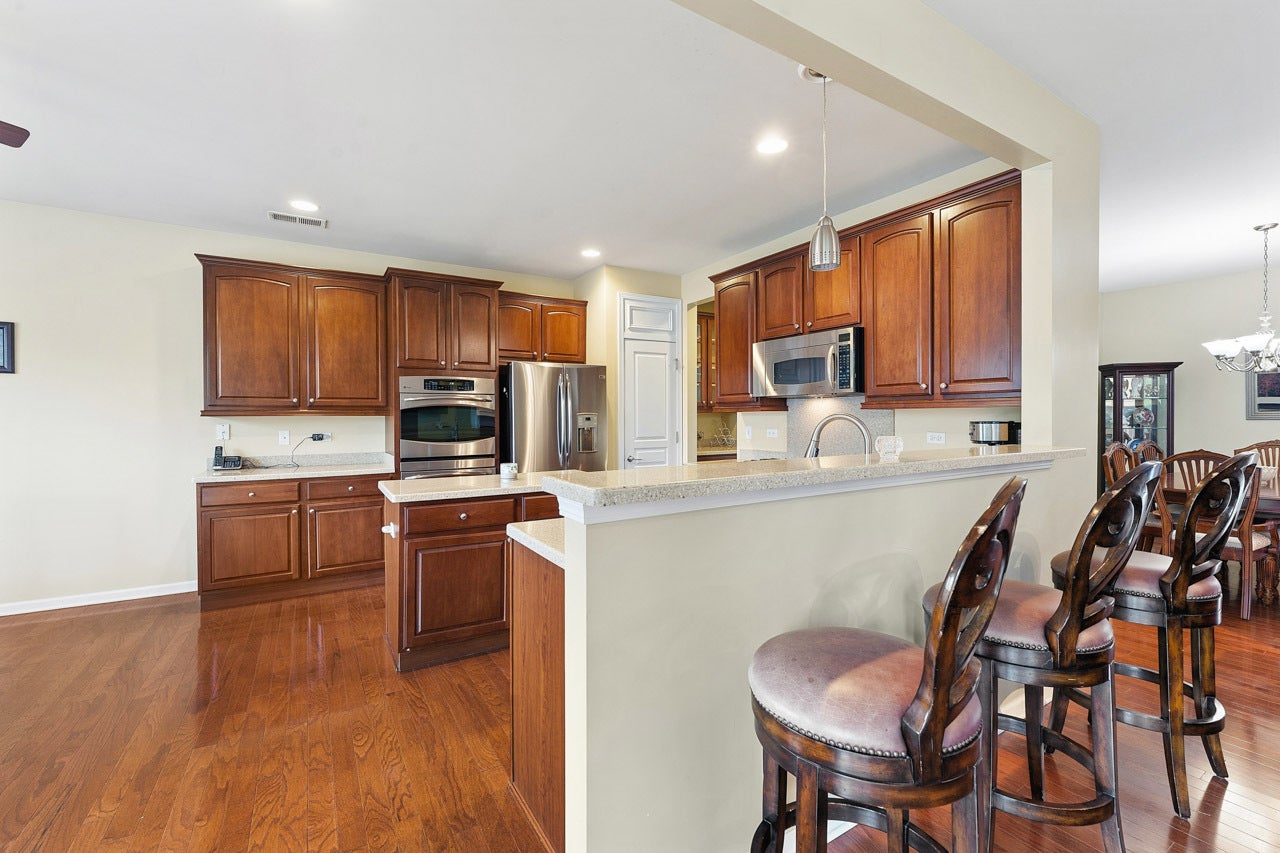 609 Tuscan View, Elgin, IL 60124 609 Tuscan View, Elgin, IL 60124