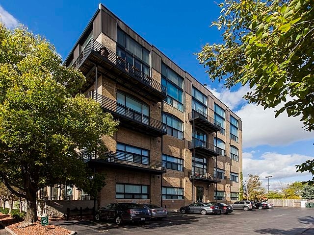 2614 N Clybourn Avenue, #401, Chicago, IL 60614 2614 N Clybourn Avenue, #401, Chicago, IL 60614