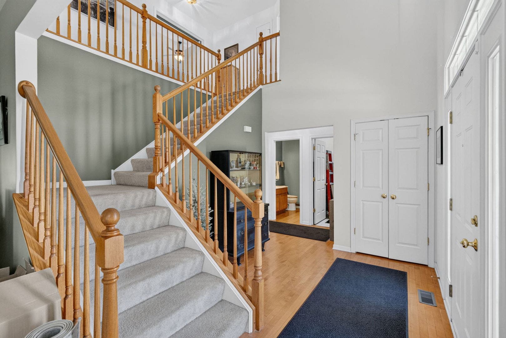 215 Edgewood Drive, Minooka, IL 60447
