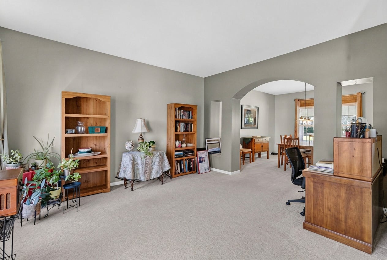 215 Edgewood Drive, Minooka, IL 60447