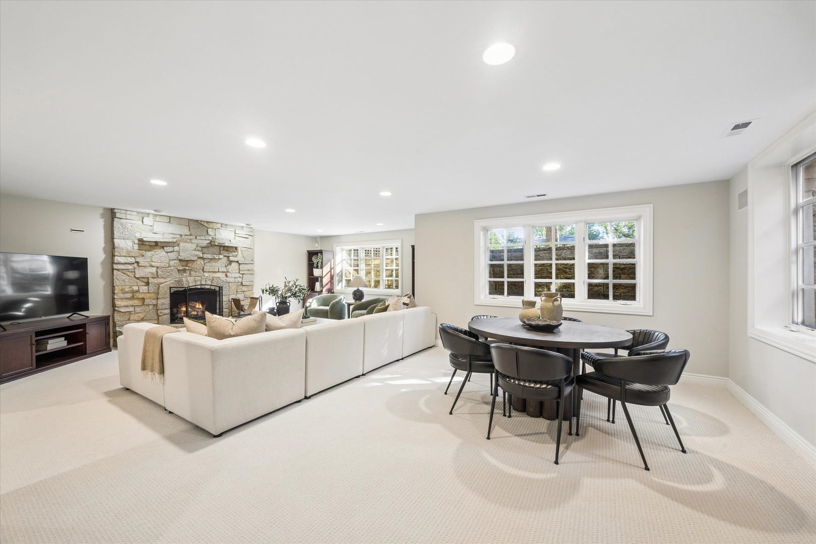 753 Wilson Lane, Hinsdale, IL 60521 753 Wilson Lane, Hinsdale, IL 60521