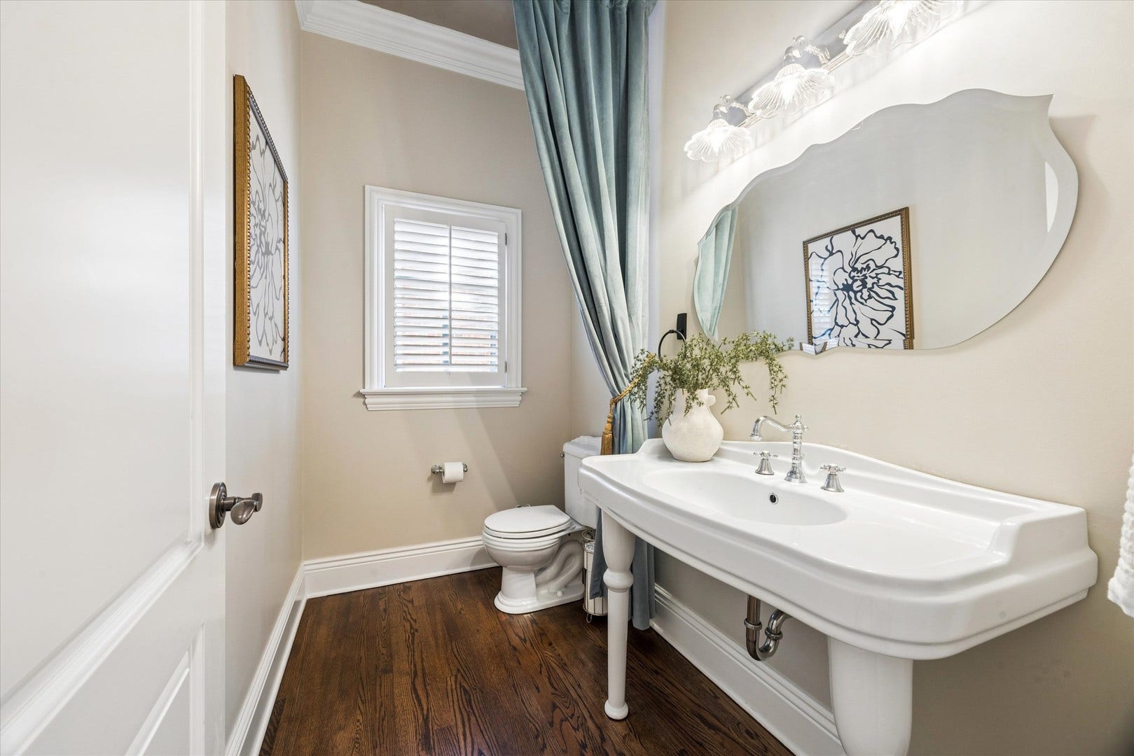 753 Wilson Lane, Hinsdale, IL 60521 753 Wilson Lane, Hinsdale, IL 60521