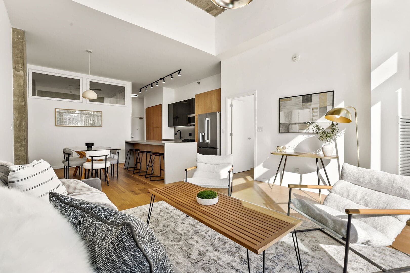 321 S Sangamon Street, #908, Chicago, IL 60607