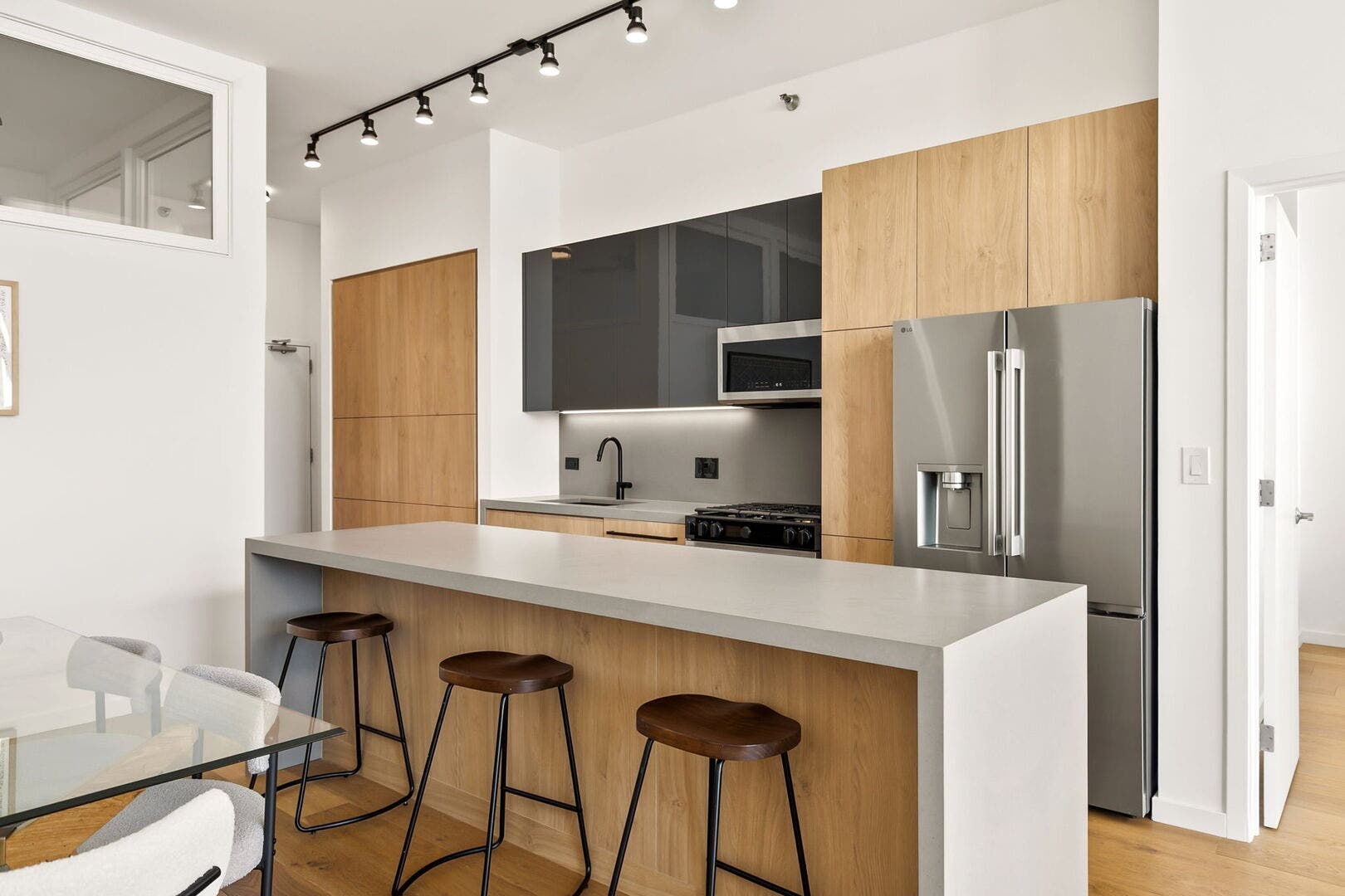 321 S Sangamon Street, #908, Chicago, IL 60607