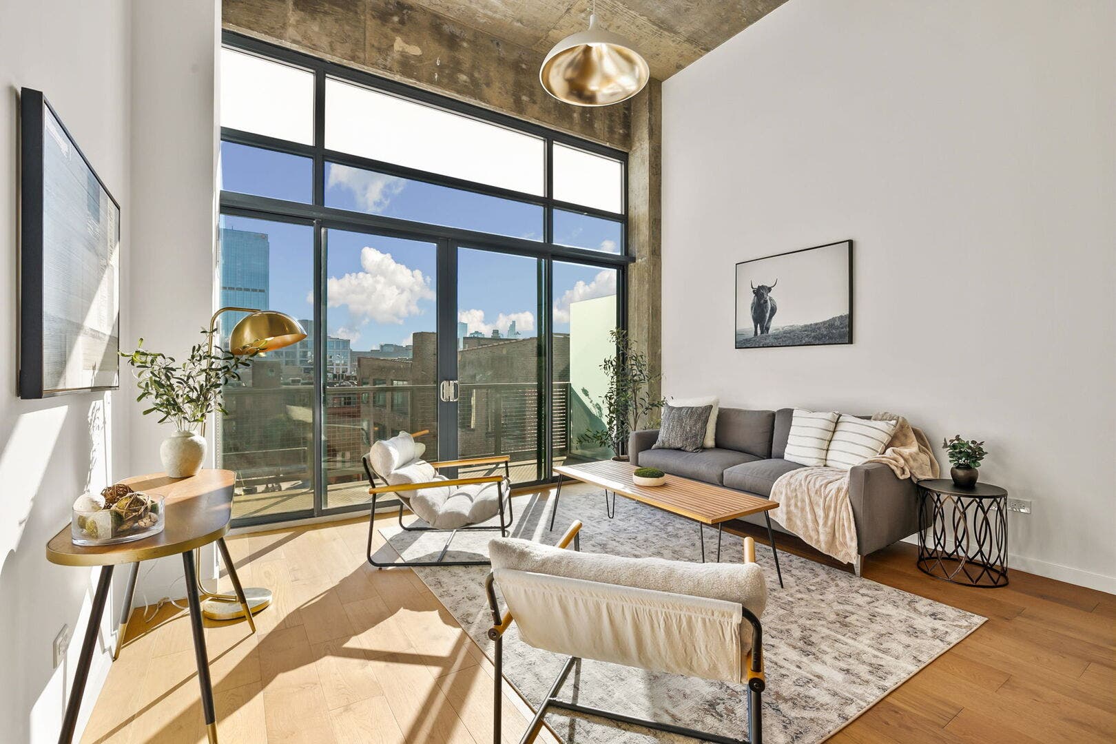 321 S Sangamon Street, #908, Chicago, IL 60607