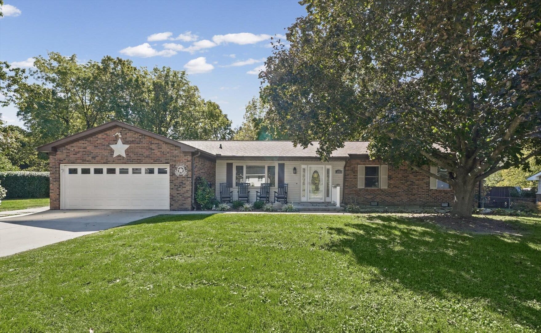 206 Cherokee Drive, Georgetown, IL 61846 206 Cherokee Drive, Georgetown, IL 61846