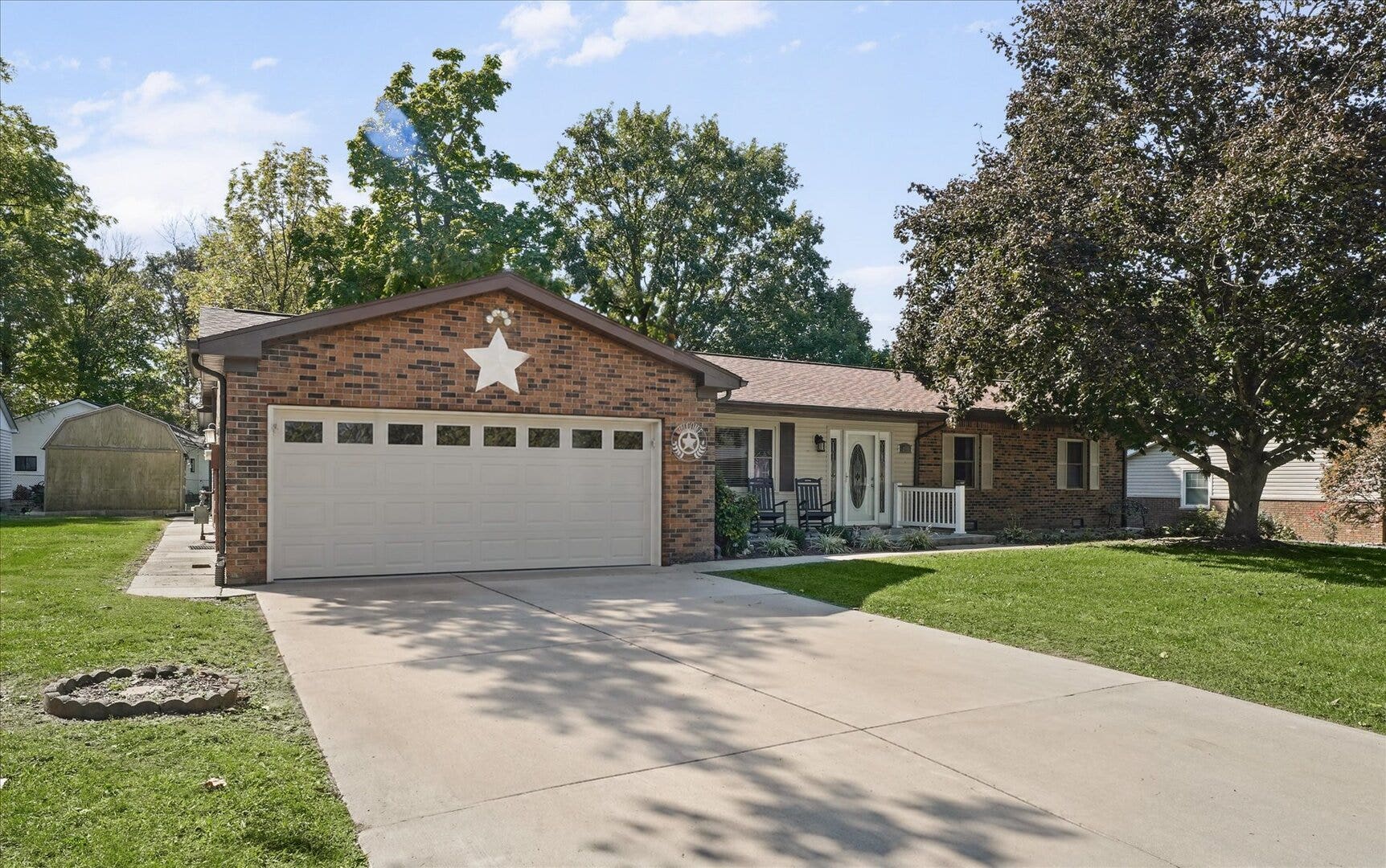 206 Cherokee Drive, Georgetown, IL 61846 206 Cherokee Drive, Georgetown, IL 61846