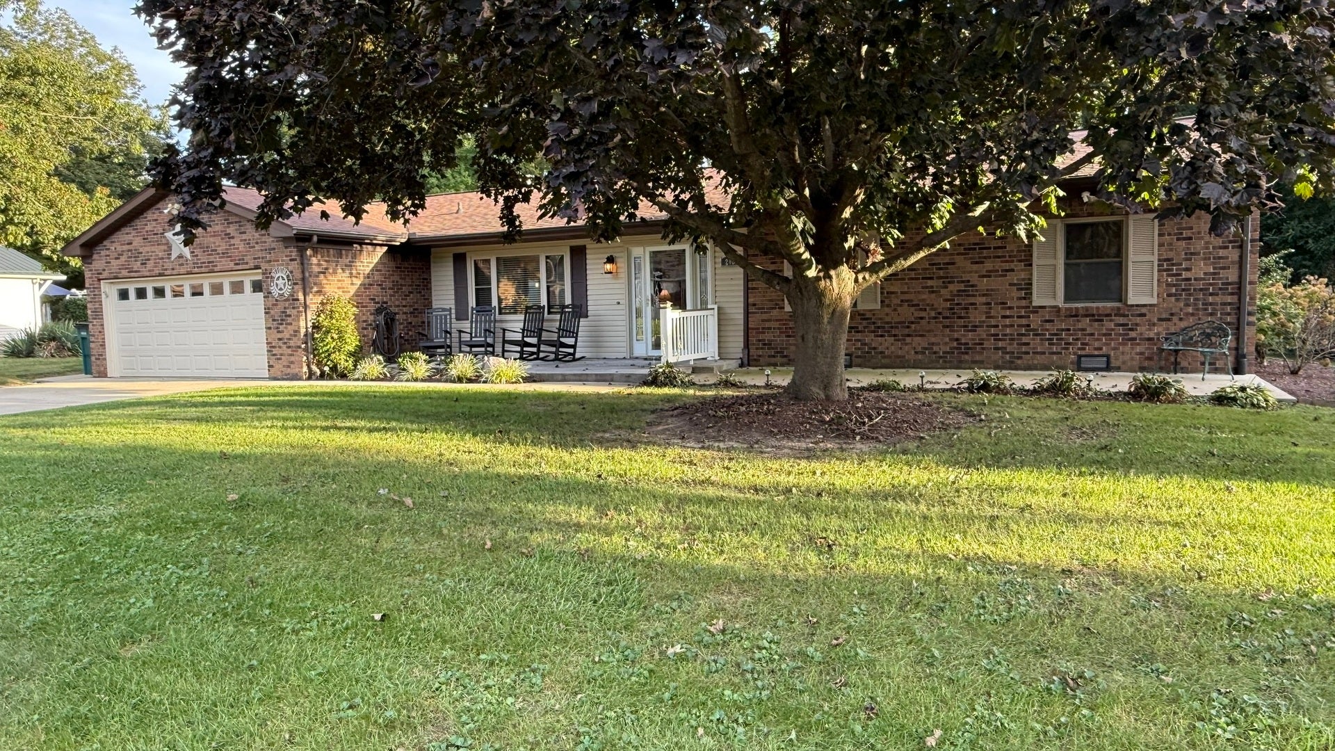206 Cherokee Drive, Georgetown, IL 61846 206 Cherokee Drive, Georgetown, IL 61846
