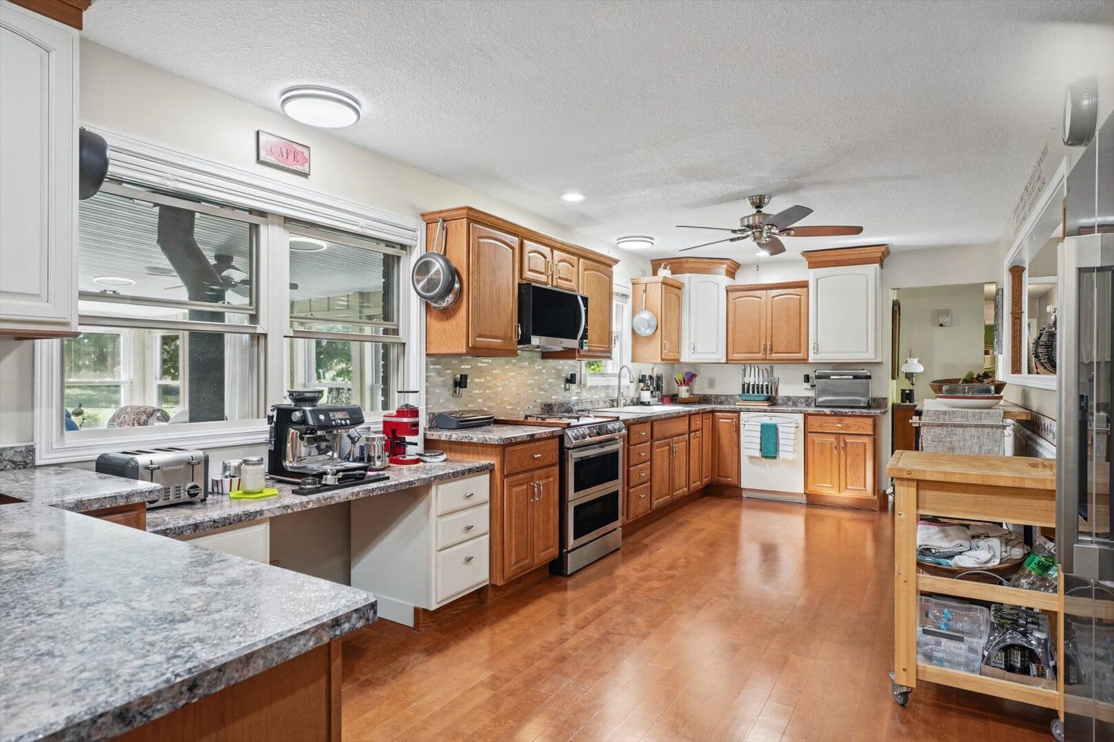 206 Cherokee Drive, Georgetown, IL 61846 206 Cherokee Drive, Georgetown, IL 61846