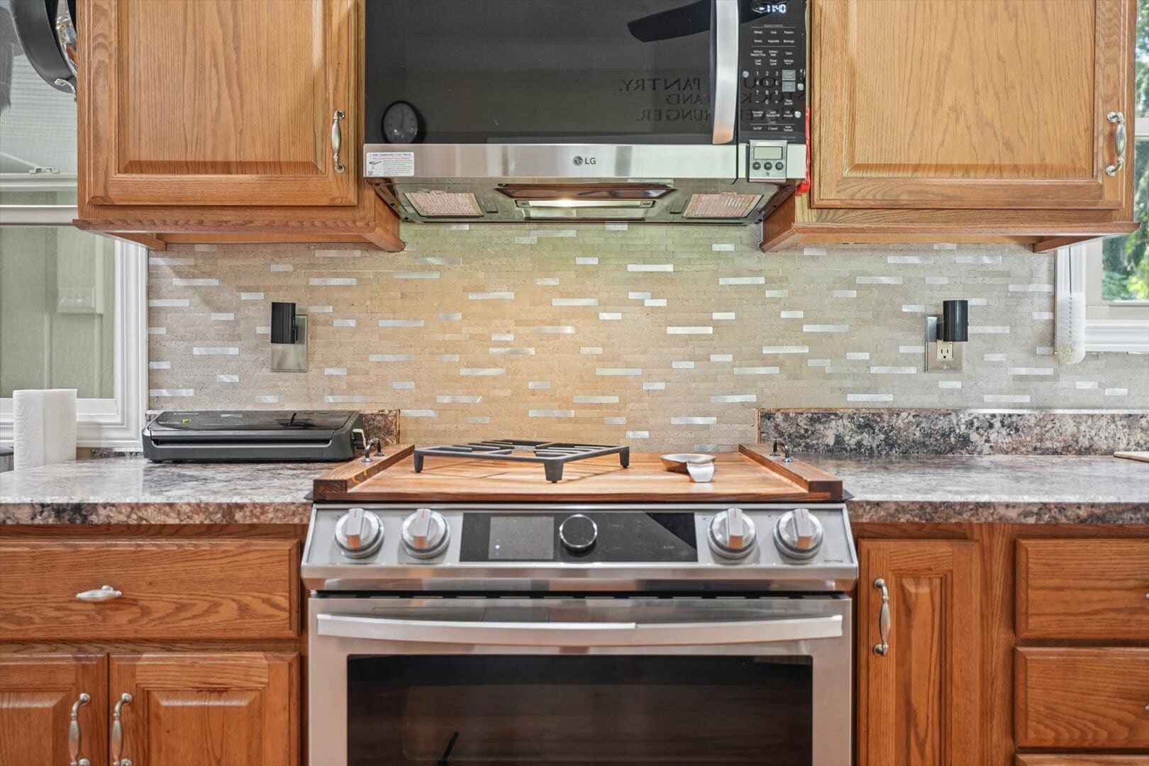 206 Cherokee Drive, Georgetown, IL 61846 206 Cherokee Drive, Georgetown, IL 61846