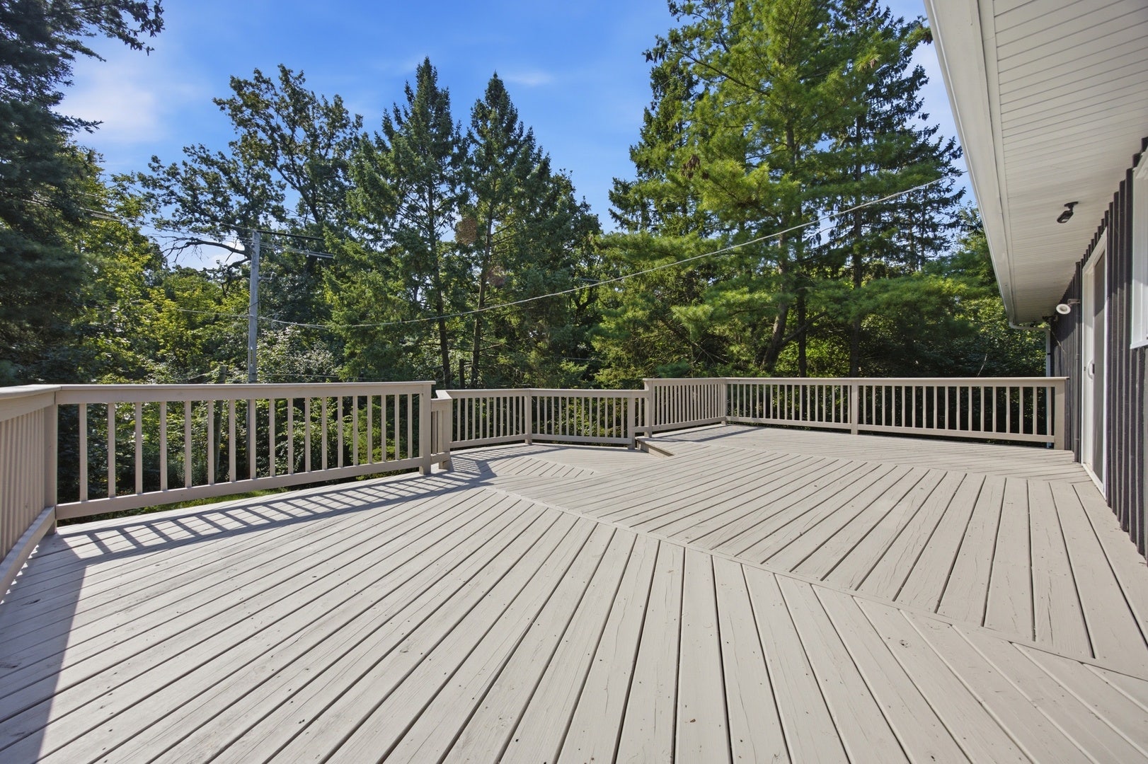 1175 Royal Boulevard, Elgin, IL 60123 1175 Royal Boulevard, Elgin, IL 60123
