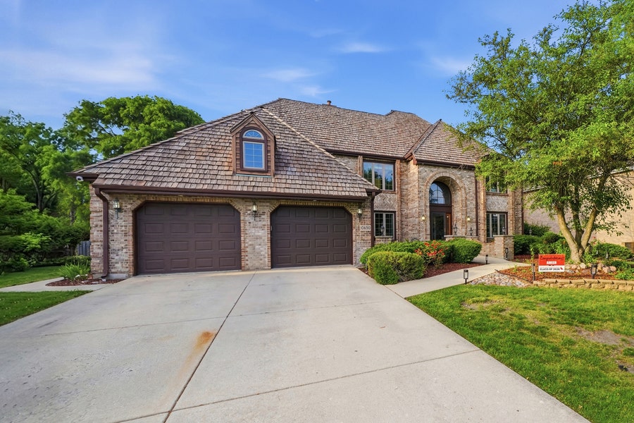 Property photo for 10650 Wildwood Drive, Palos Park, IL