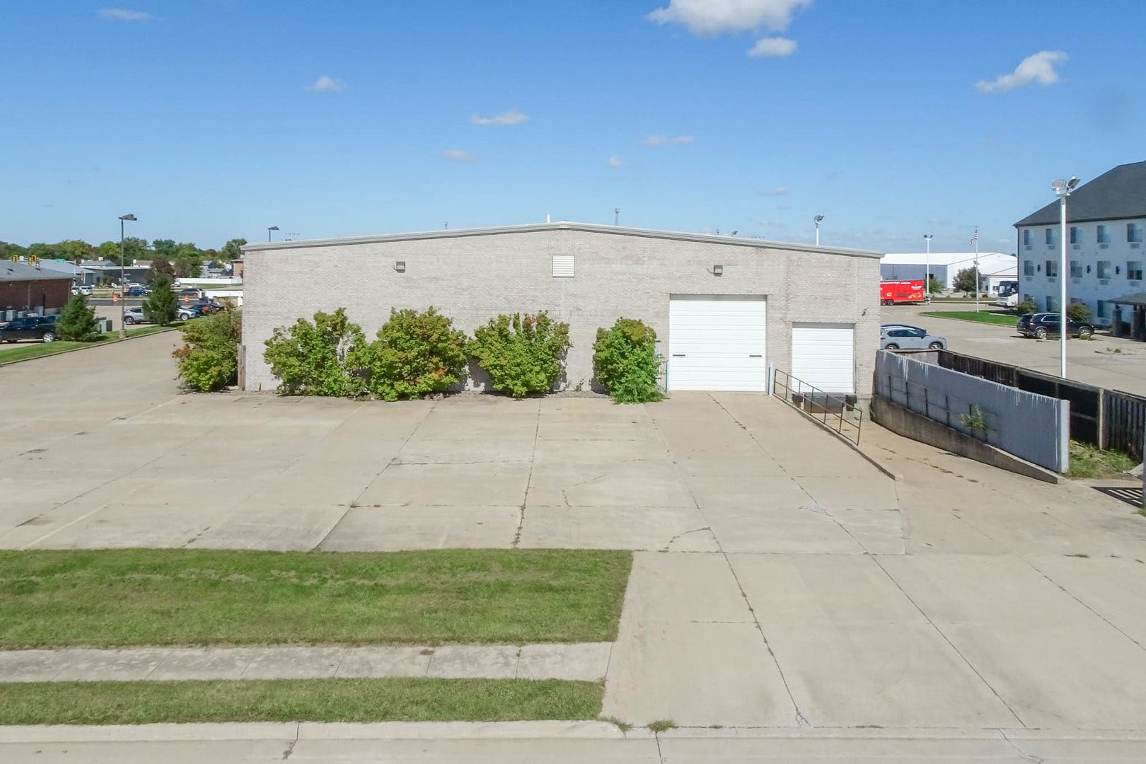 2401 1/2 E Empire Street, Bloomington, IL 61704 2401 1/2 E Empire Street, Bloomington, IL 61704