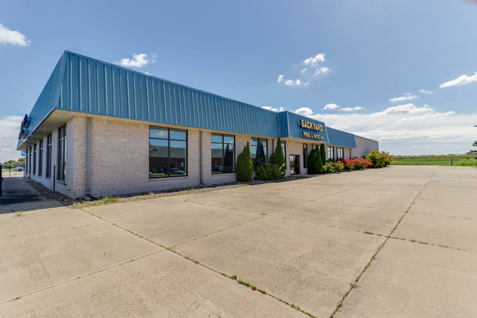 2401 1/2 E Empire Street, Bloomington, IL 61704 2401 1/2 E Empire Street, Bloomington, IL 61704