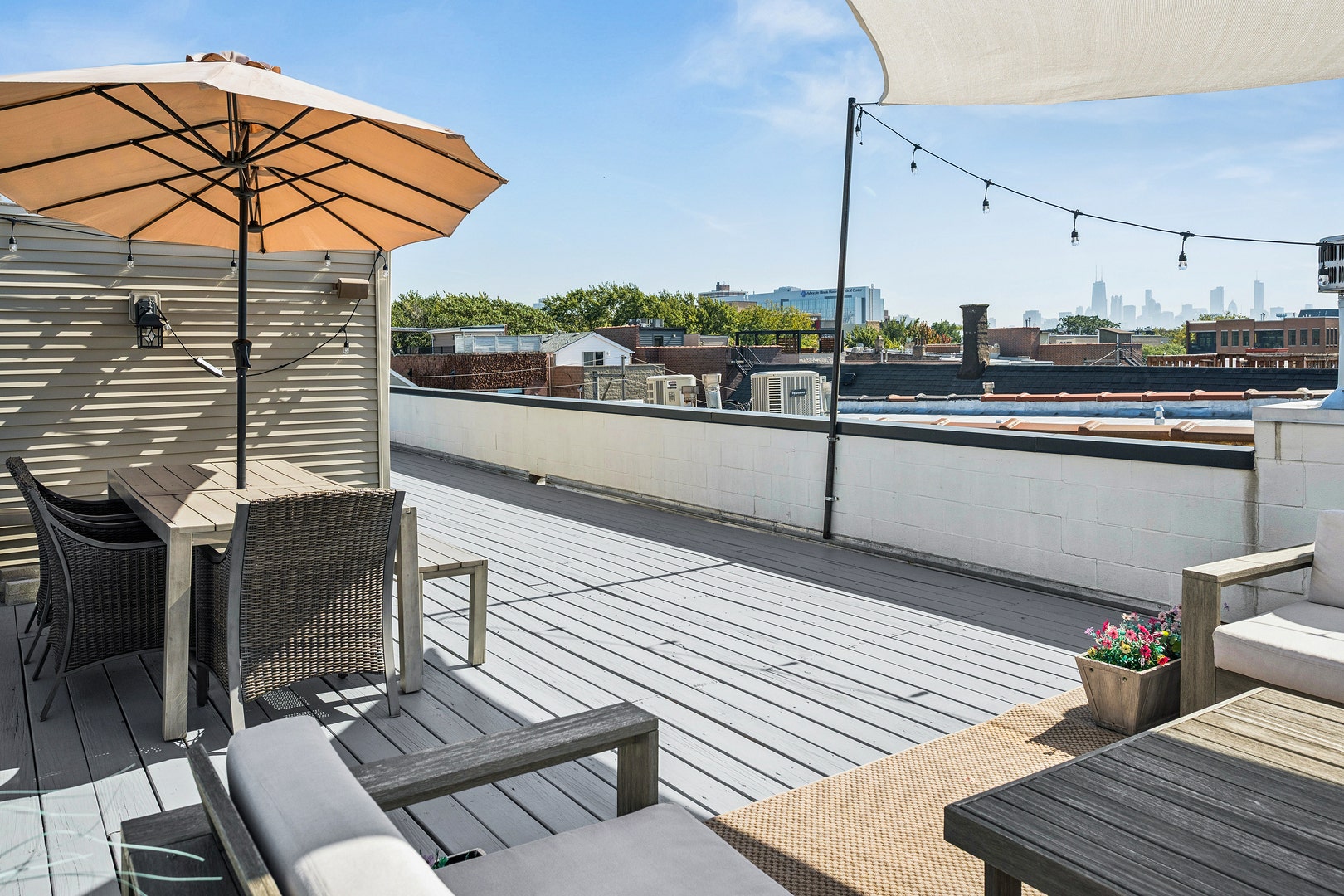 3241 N CLIFTON Avenue, #3, Chicago, IL 60657 3241 N CLIFTON Avenue, #3, Chicago, IL 60657