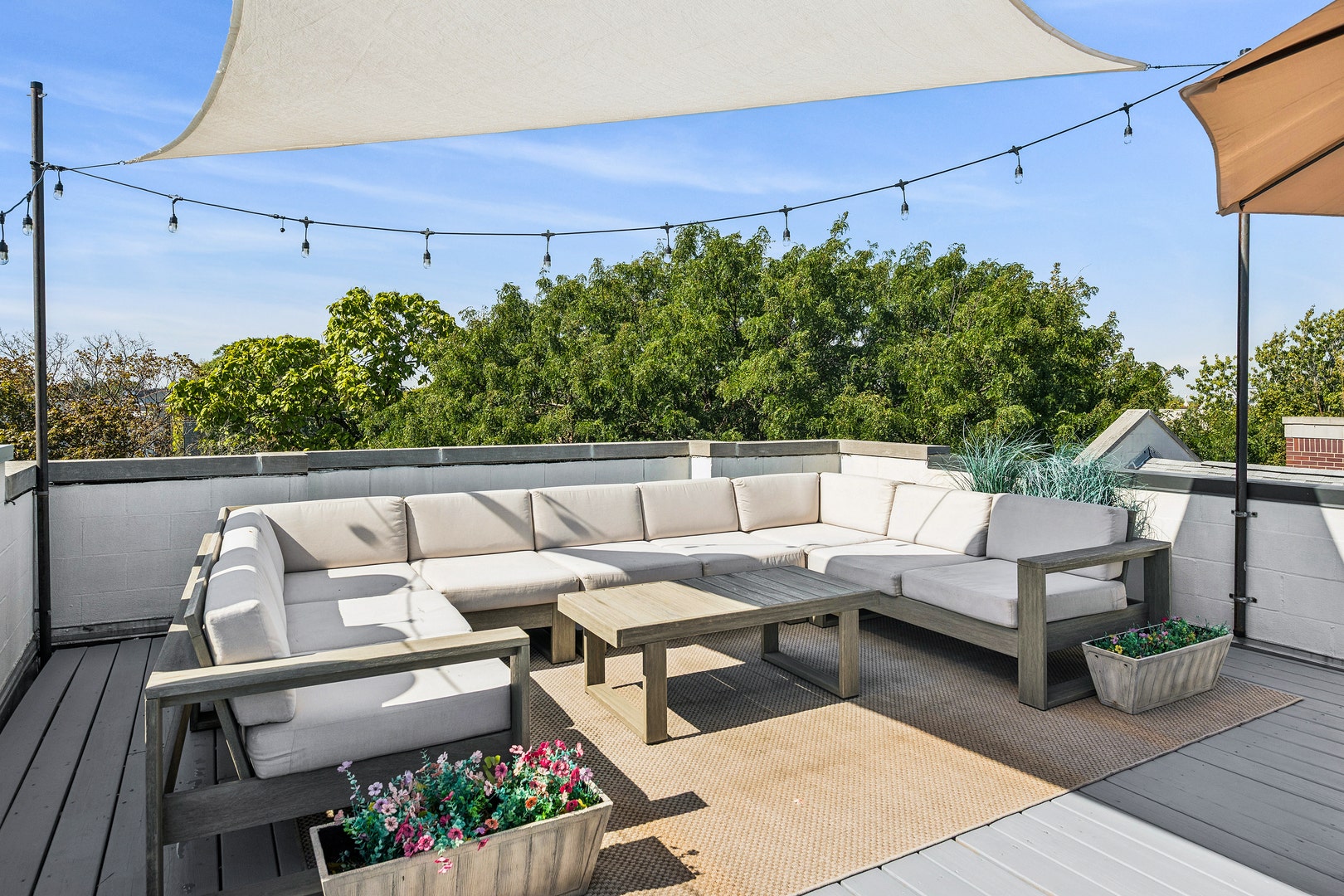 3241 N CLIFTON Avenue, #3, Chicago, IL 60657 3241 N CLIFTON Avenue, #3, Chicago, IL 60657