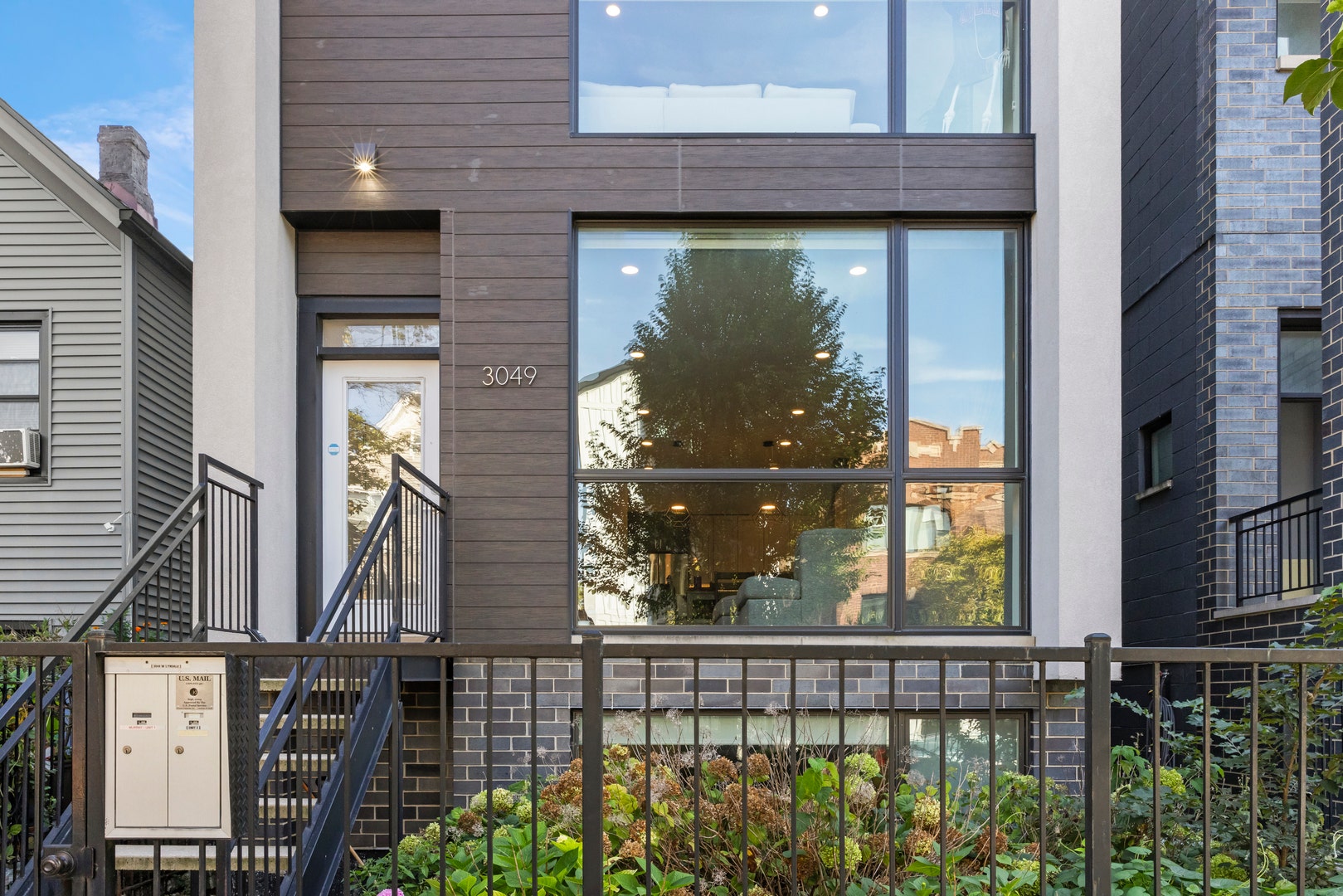 3049 W Lyndale Street, #1, Chicago, IL 60647